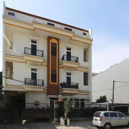 Oyo 90489 Kejora Homestay Jakarta Exteriör bild