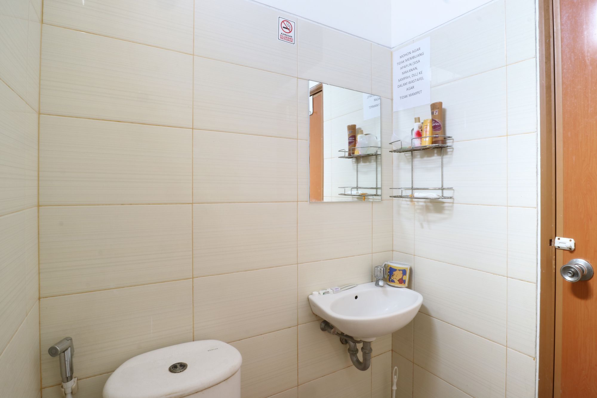 Oyo 90489 Kejora Homestay Jakarta Exteriör bild